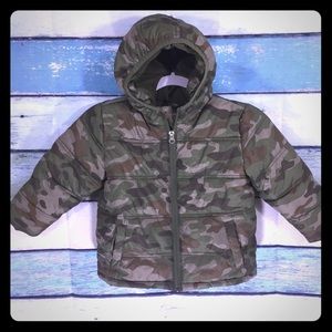 Boys Camouflage Puffer Jacket Size 3T